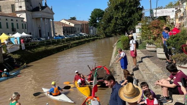 Voga veneta, a Lendinara si conferma la passione per il remo 